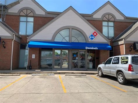 Dominos decatur il - Order pizza, pasta, sandwiches & more online for carryout or delivery from Domino's. View menu, find locations, track orders. Sign up for Domino's email & text offers to get great deals on your next order.